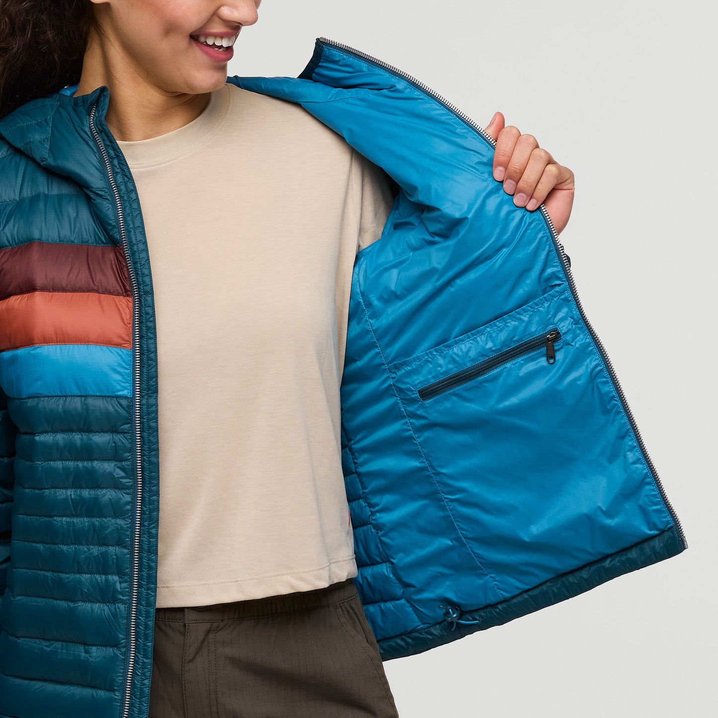 COTOPAXI Womens Fuego Hooded Down Jacket