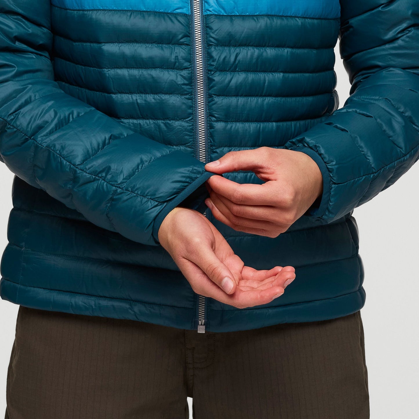 COTOPAXI Womens Fuego Hooded Down Jacket