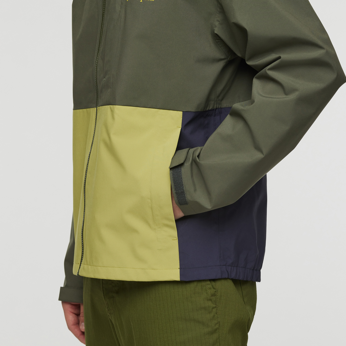 COTOPAXI Mens Cielo Rain Jacket