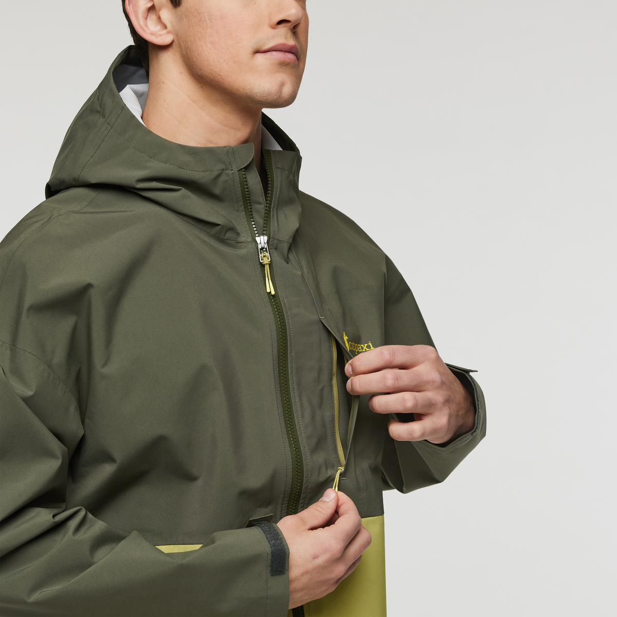 COTOPAXI Mens Cielo Rain Jacket